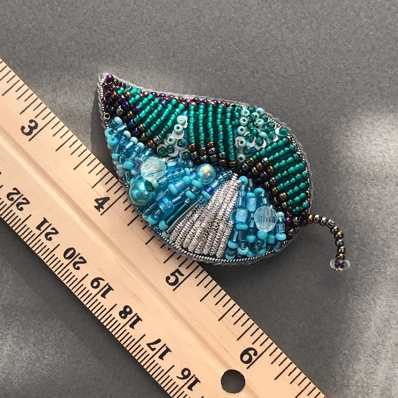 Leaf brooch 🍃 - Picture 9 of 10